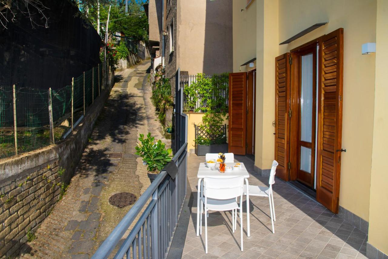On' Michele Guest House Sorrento Exteriör bild